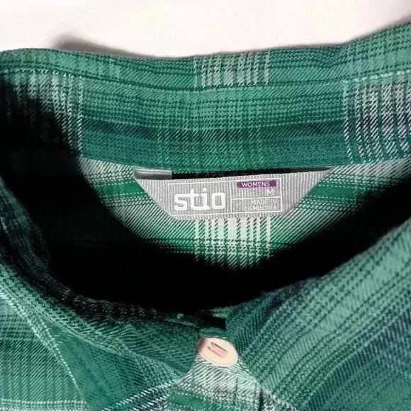 COPY - Stio Bevel Flannel button  up Ladies Size M - Picture 6 of 9